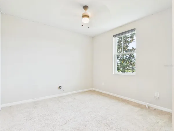 $2,000 | 38707 Finn Clover Lane, Zephyrhills, FL 33540