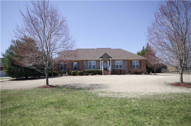 981 Rip Steele Road Columbia, TN 38401 - Photo 1 of 20 Welcome home to 981 Rip Steele Rd!!