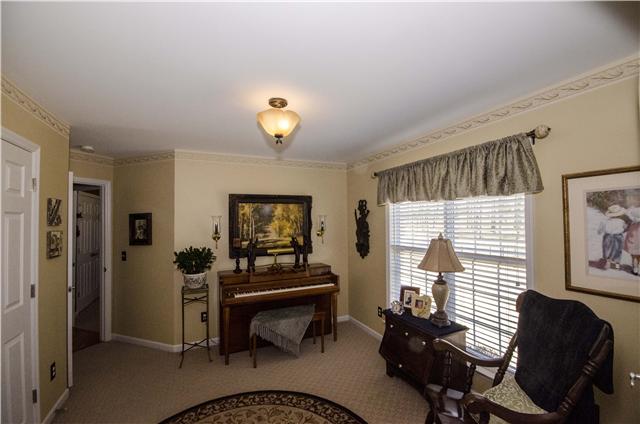 981 Rip Steele Road Columbia, TN 38401 - Photo 16 of 20 Piano Room / Secondary Bedroom.