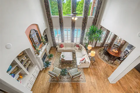 $900,000 | 83 Wyndehaven Lakes Drive, Katy, TX 77494