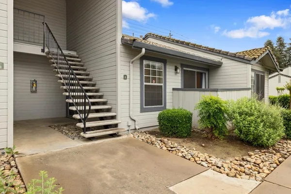 $299,000 | 3901 Dale Road, Unit A, Modesto, CA 95356