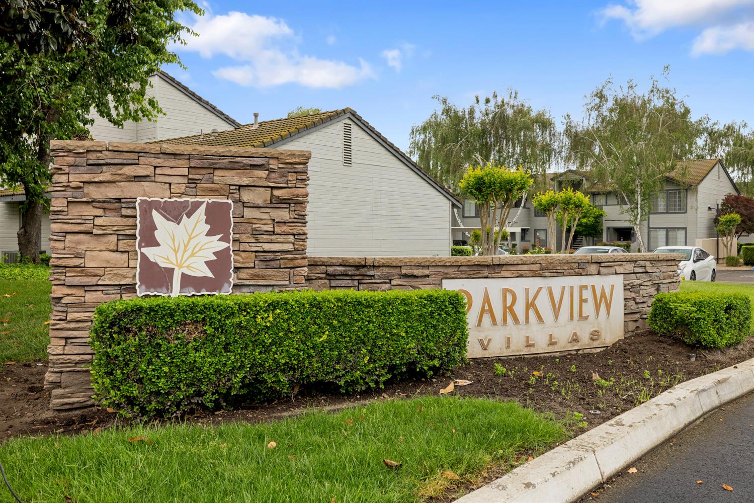 3901 Dale Road, Unit A Modesto, CA 95356 - Photo 23 of 23 a front view of a house with garden