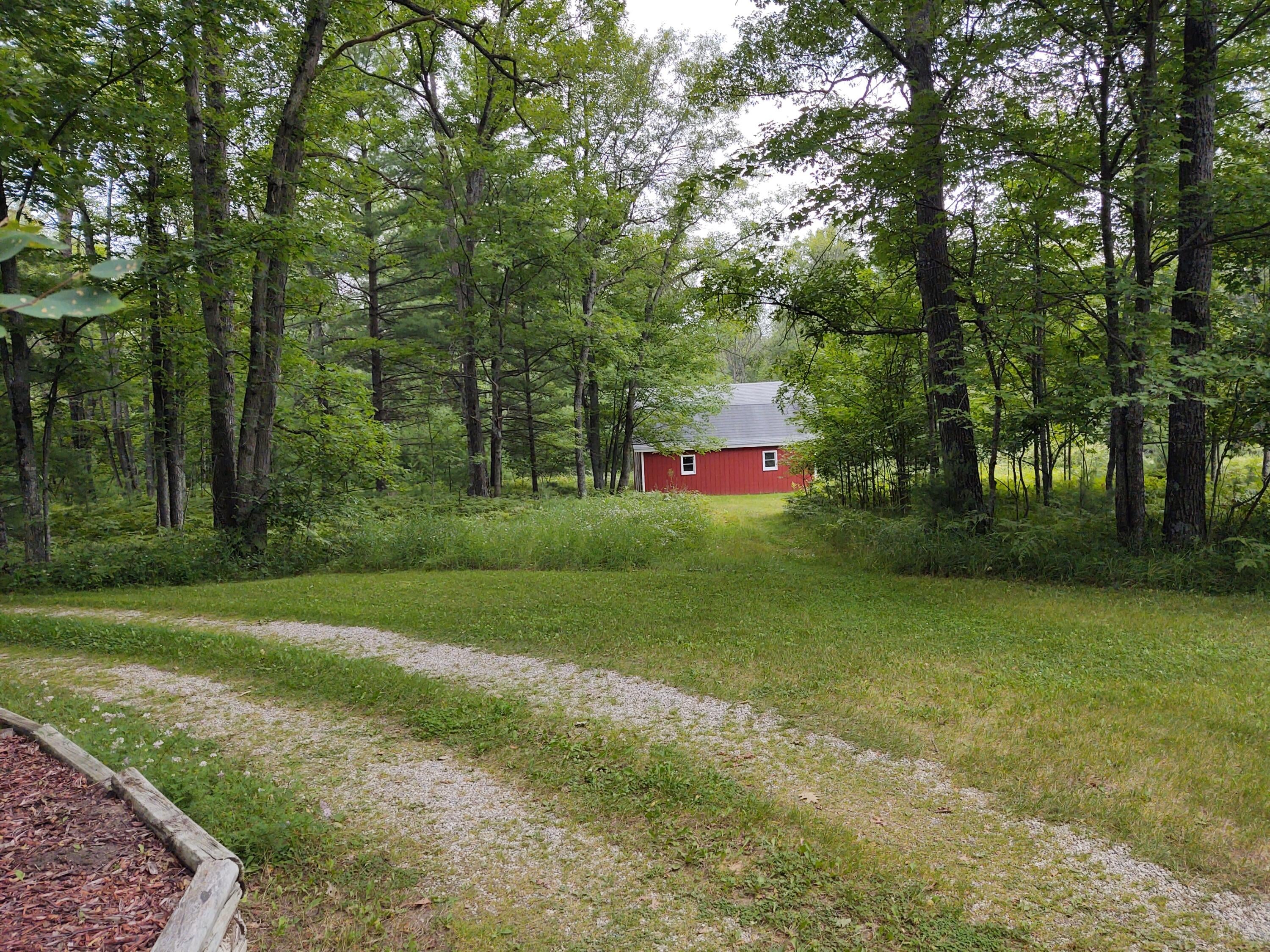 9781 North Wheeler Road Roscommon, MI 48653 - Photo 10 of 42 Gallery Image 10