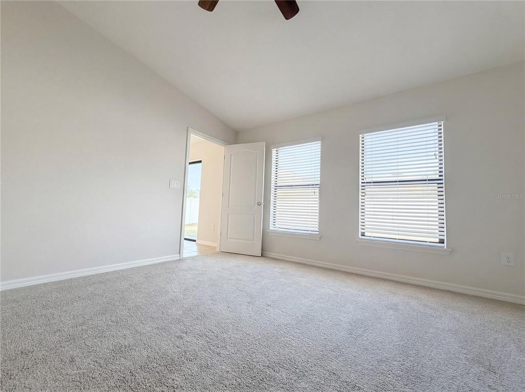 11212 Carrick Stone Street Wimauma, FL 33598 - Photo 18 of 24