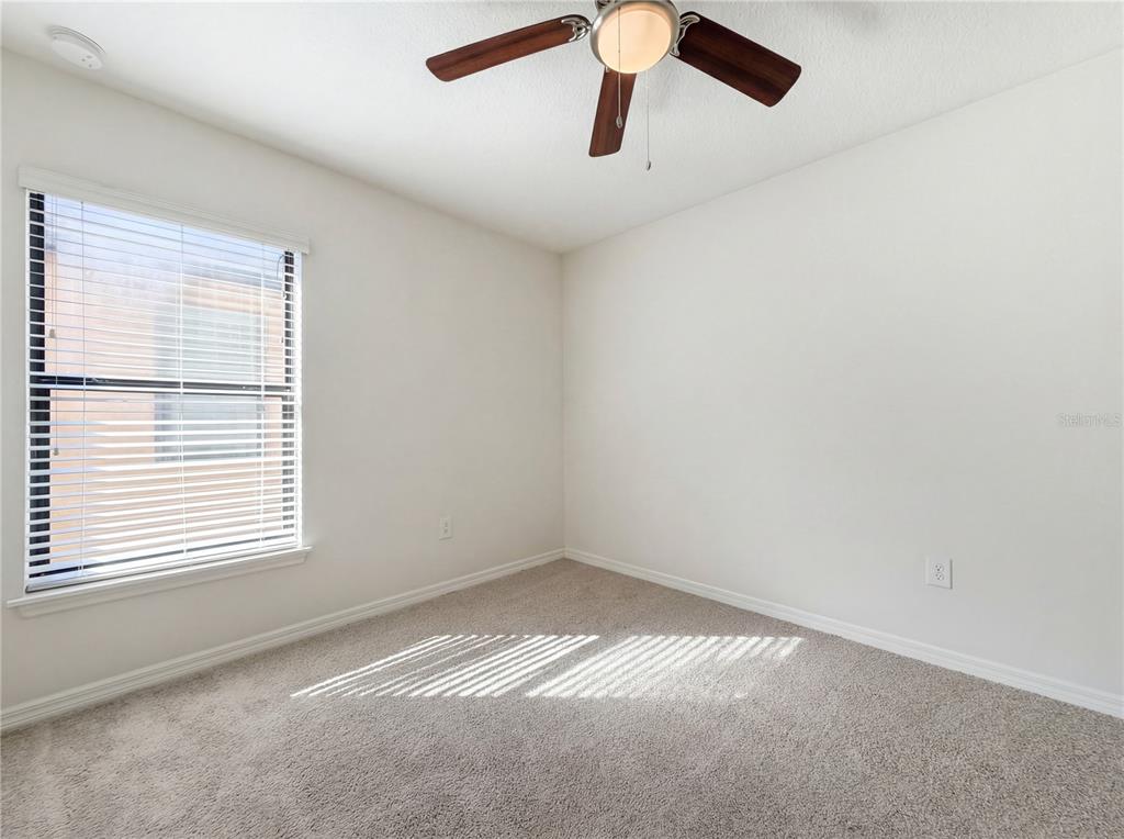 11212 Carrick Stone Street Wimauma, FL 33598 - Photo 19 of 24