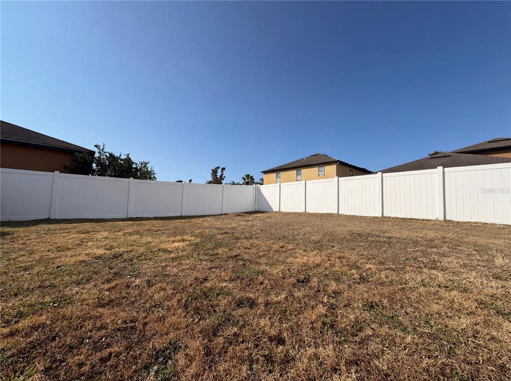 11212 Carrick Stone Street Wimauma, FL 33598 - Photo 23 of 24