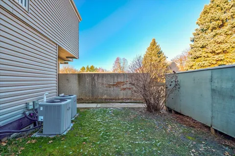 $240,000 | 521 East Bluff, Madison, WI 53704
