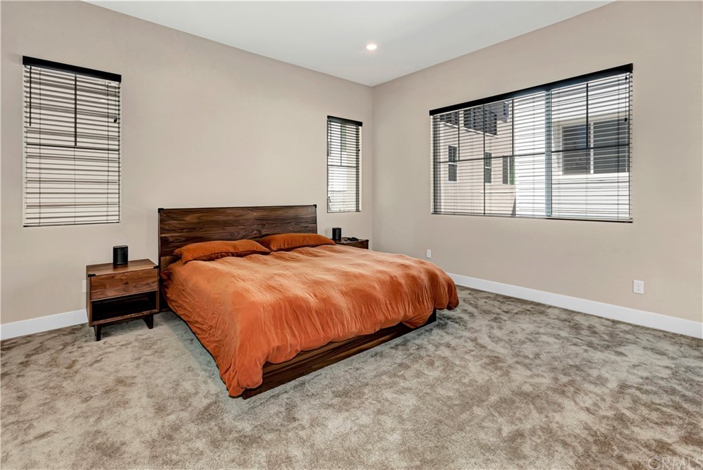 109 Scale Irvine, CA 92618 - Photo 12 of 32