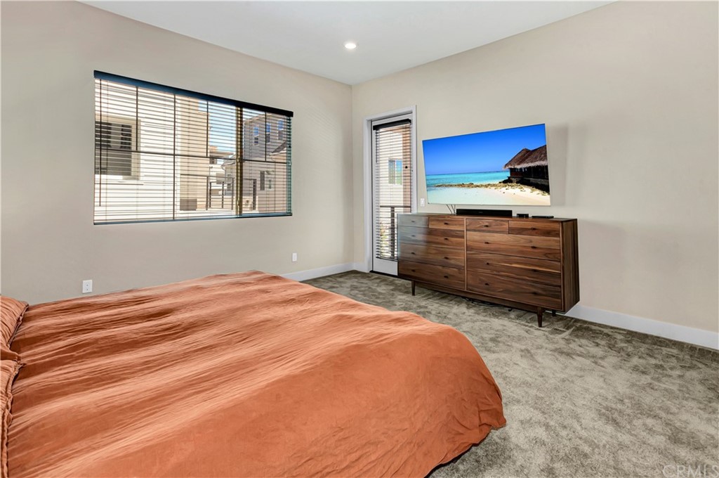 109 Scale Irvine, CA 92618 - Photo 13 of 32