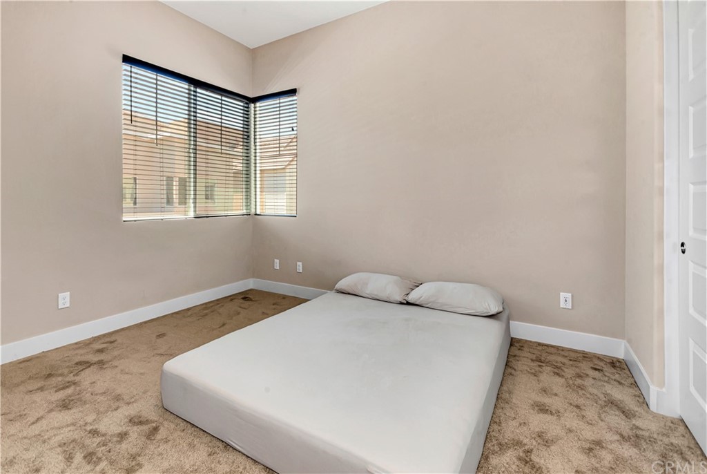 109 Scale Irvine, CA 92618 - Photo 18 of 32