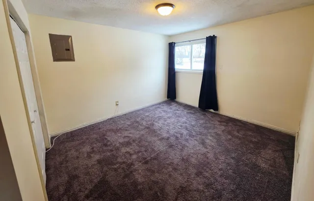 $1,850 | 8423 Brunswick Avenue North, Brooklyn Park, MN 55443