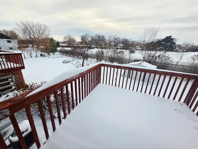 $1,850 | 8423 Brunswick Avenue North, Brooklyn Park, MN 55443