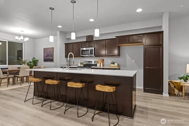 $544,990 | 7027 Rainier Drive, Unit C, Everett, WA 98203