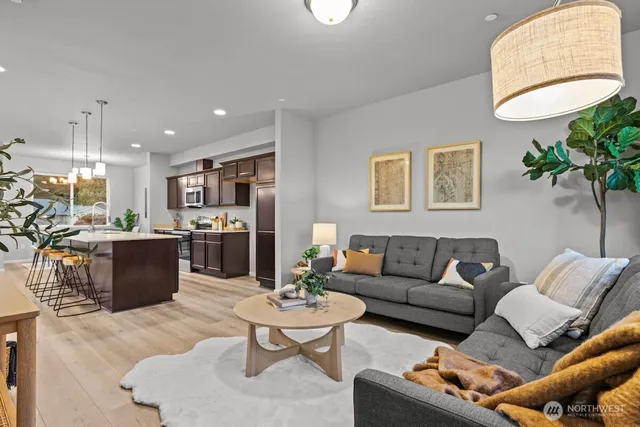 $544,990 | 7027 Rainier Drive, Unit C, Everett, WA 98203