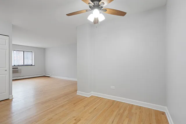 $1,592 | 6758 North Sheridan Road, Unit 432, Chicago, IL 60626