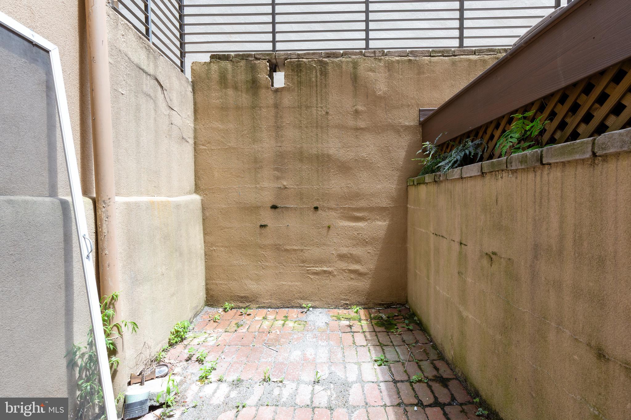 411 South 11th Street, Unit 1 Philadelphia, PA 19147 - Photo 33 of 35