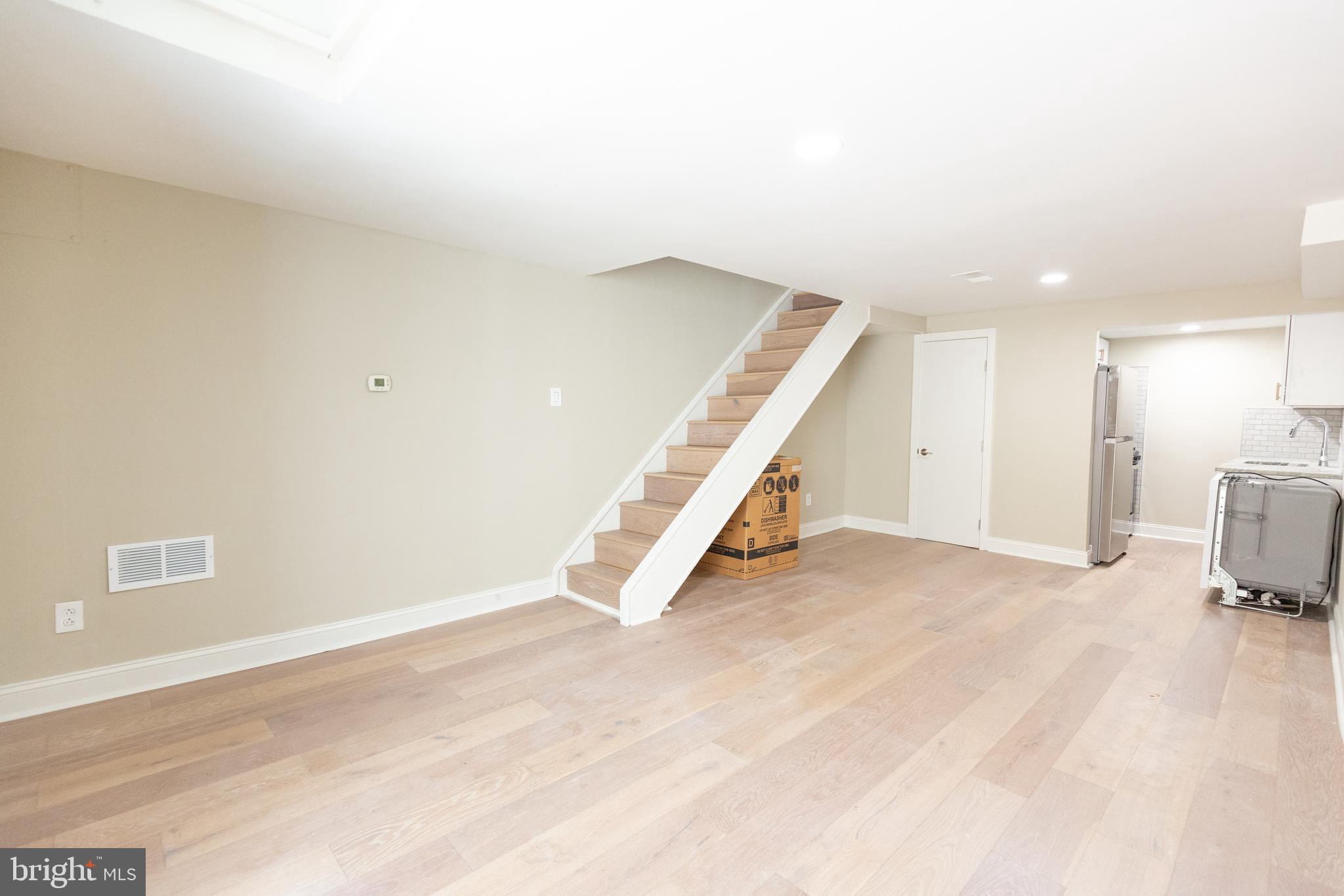 411 South 11th Street, Unit 1 Philadelphia, PA 19147 - Photo 4 of 35