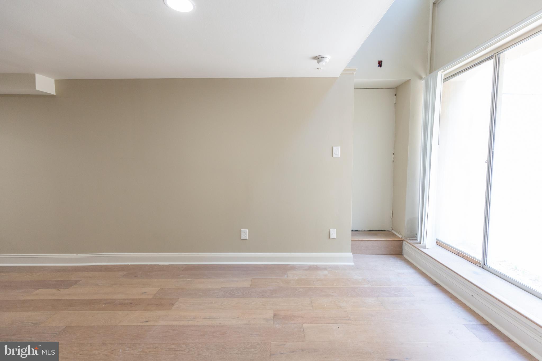 411 South 11th Street, Unit 1 Philadelphia, PA 19147 - Photo 6 of 35