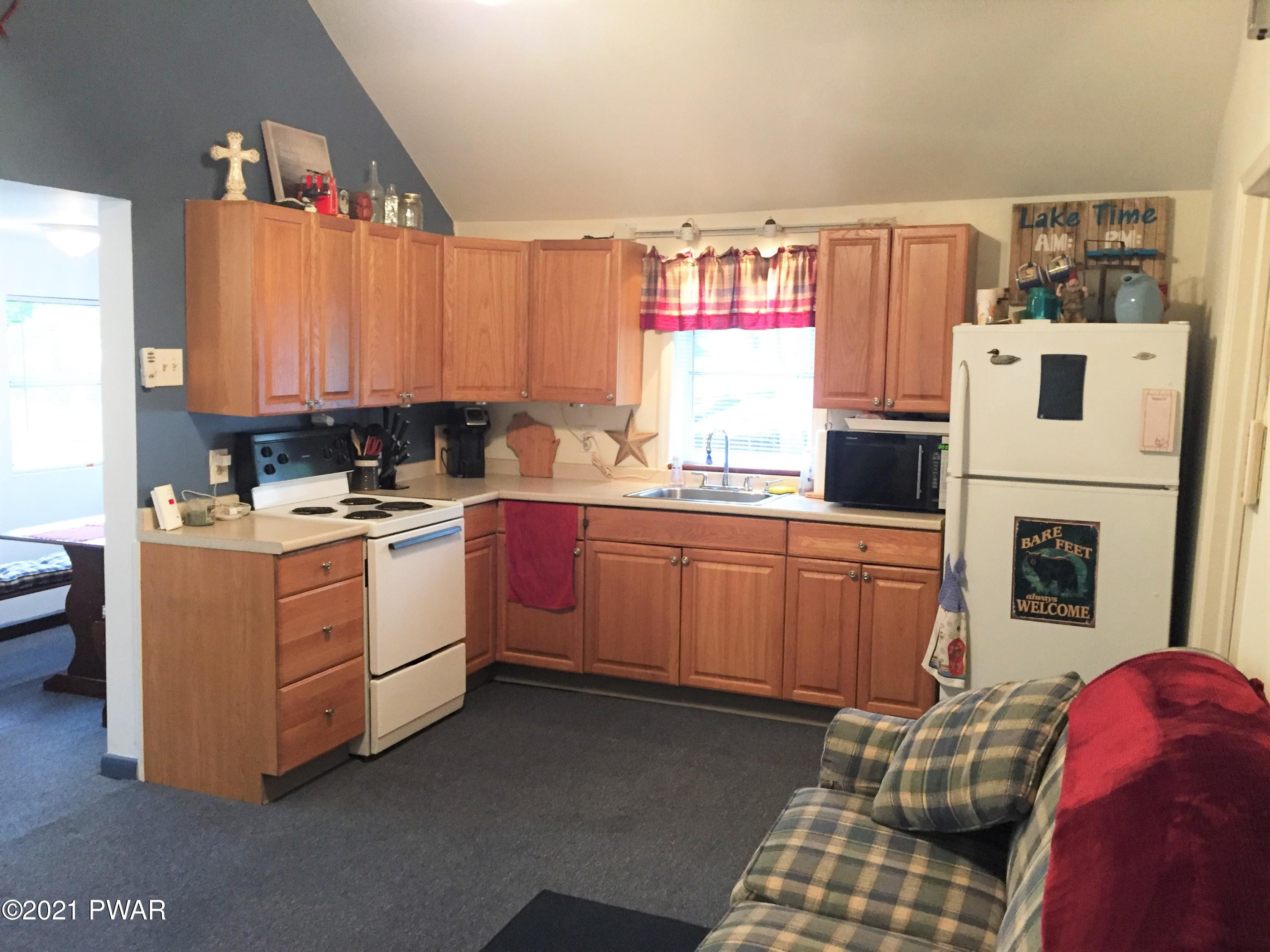 132 Plank Road Beach Lake, PA 18405 - Photo 8 of 25 Kitchen