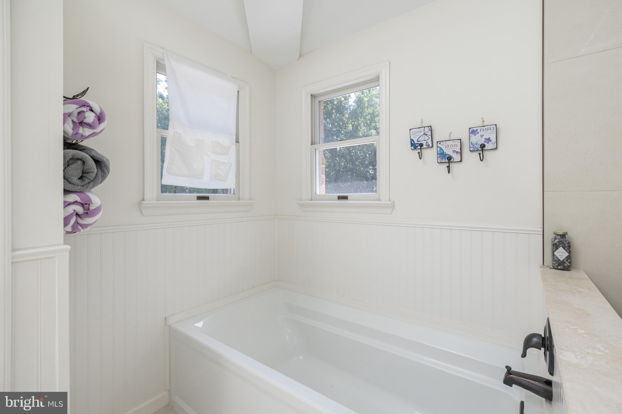 4370 Old Roxbury Road Brookeville, MD 20833 - Photo 29 of 59