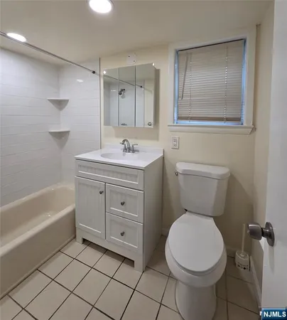 $3,650 | 460 Walnut Street, Unit 1, Ridgefield, NJ 07657