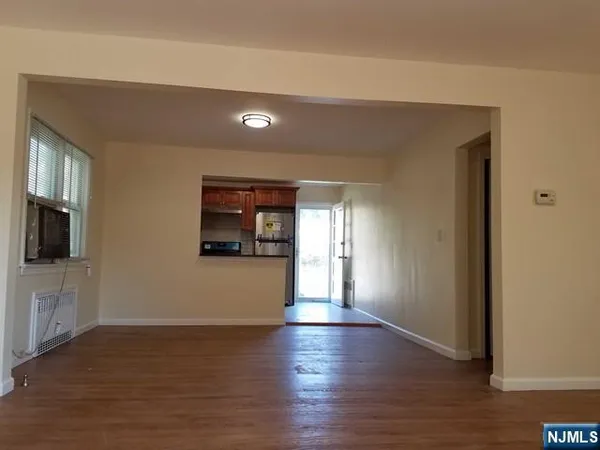$3,650 | 460 Walnut Street, Unit 1, Ridgefield, NJ 07657