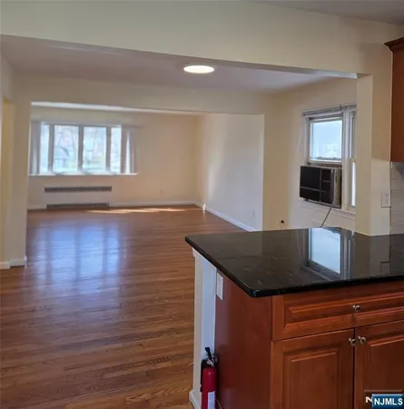 $3,650 | 460 Walnut Street, Unit 1, Ridgefield, NJ 07657