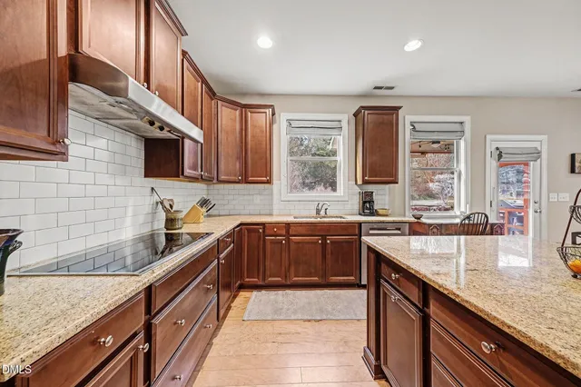 $700,000 | 15 Wesleywood Drive, Durham, NC 27707