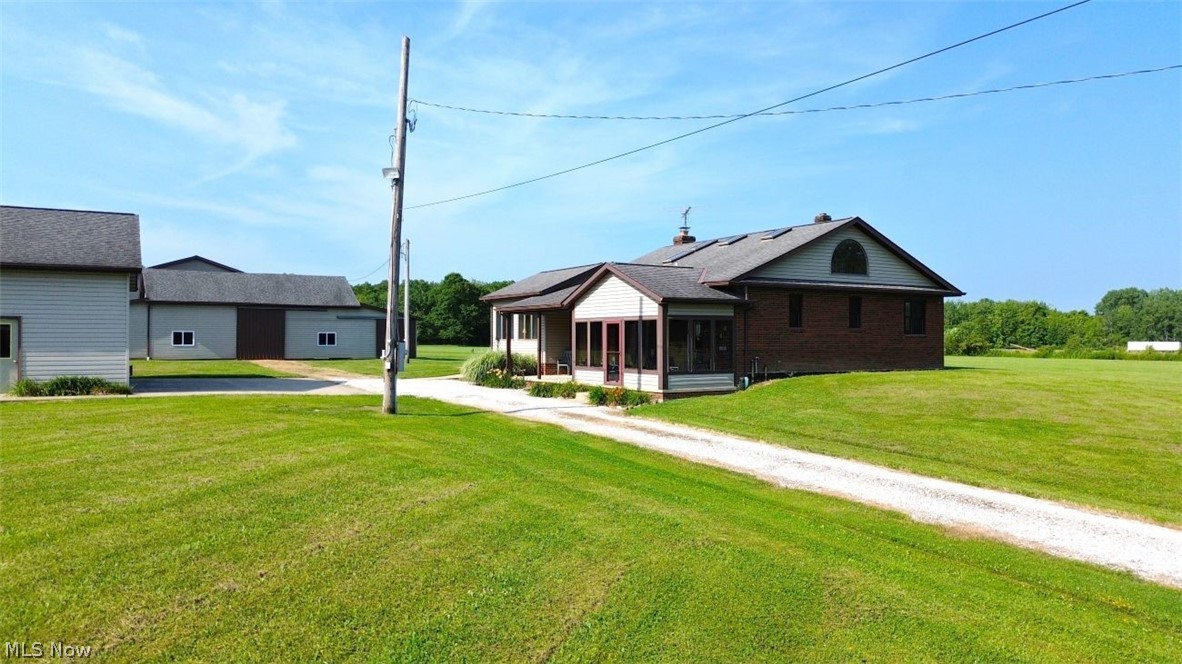 15227 Leroy Road Thompson, OH 44086 - Photo 4 of 50