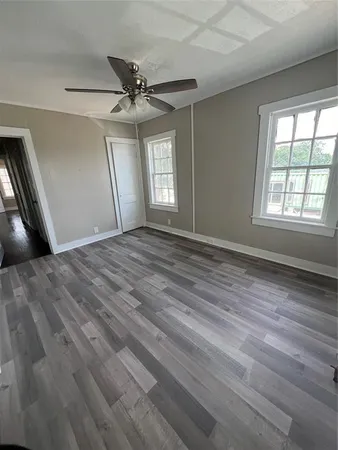 $1,000 | 107 North Miller, Unit 1/2, Breckenridge, TX 76424