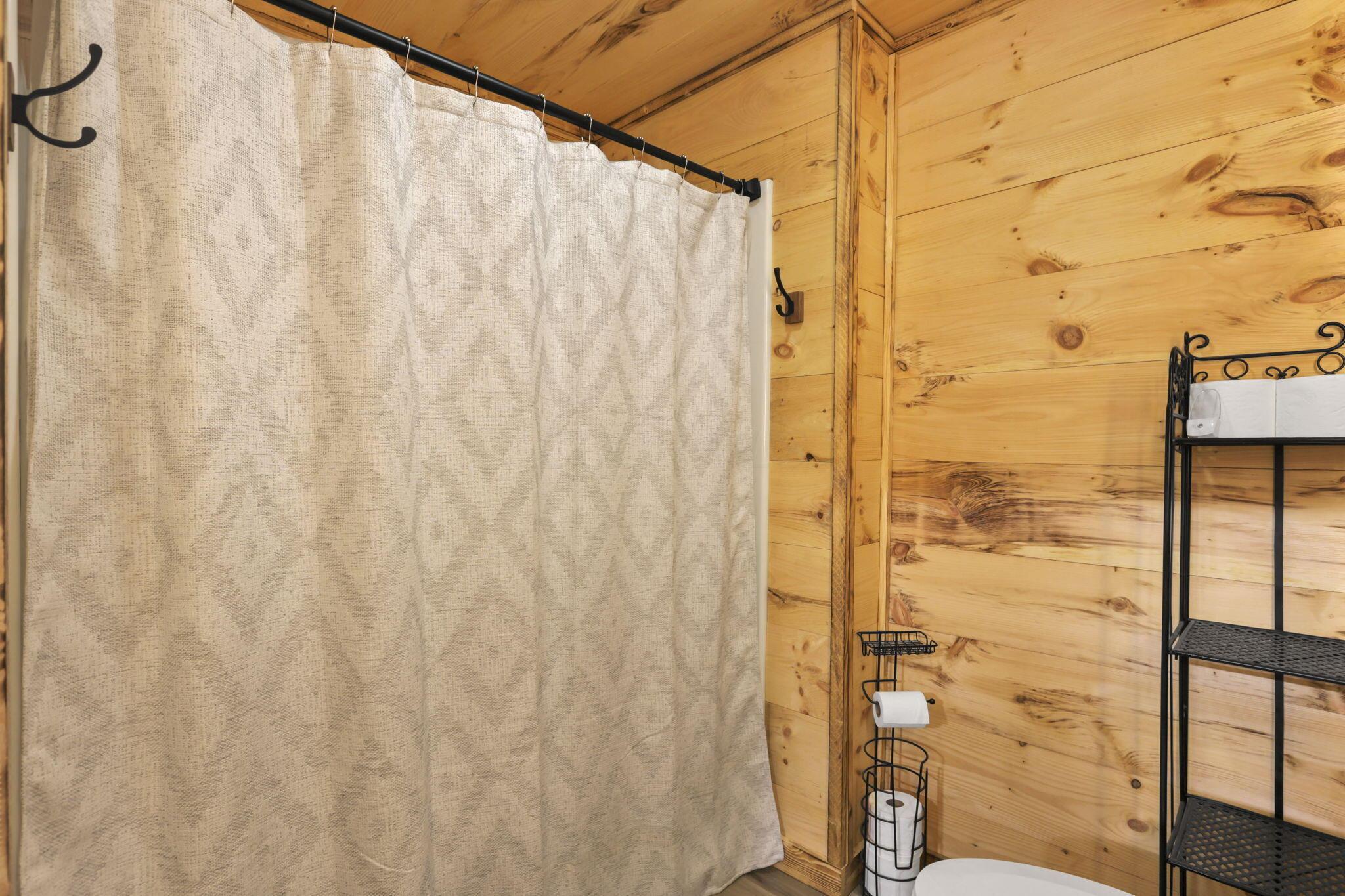 29225 Gearing Ridge Road Londonderry, OH 45647 - Photo 27 of 57 28-web-or-mls-939A9919