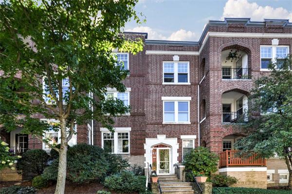 42 Garrison Road, Unit 2 Brookline, MA 02445 - Photo 1 of 24