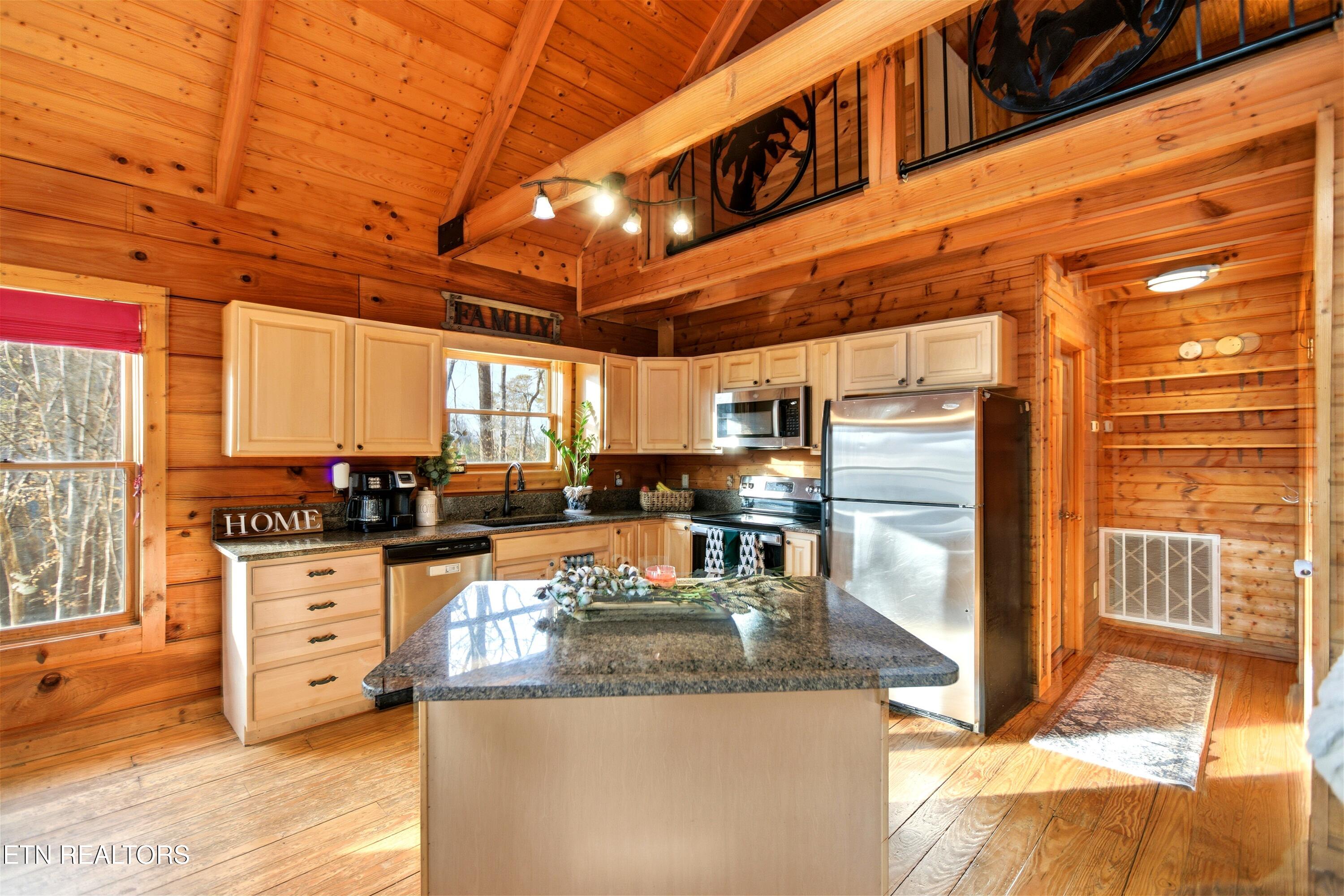 2401 Coning Road Maryville, TN 37803 - Photo 11 of 52 a6e99b53-c3d0-473d-9b14-780ecb123364