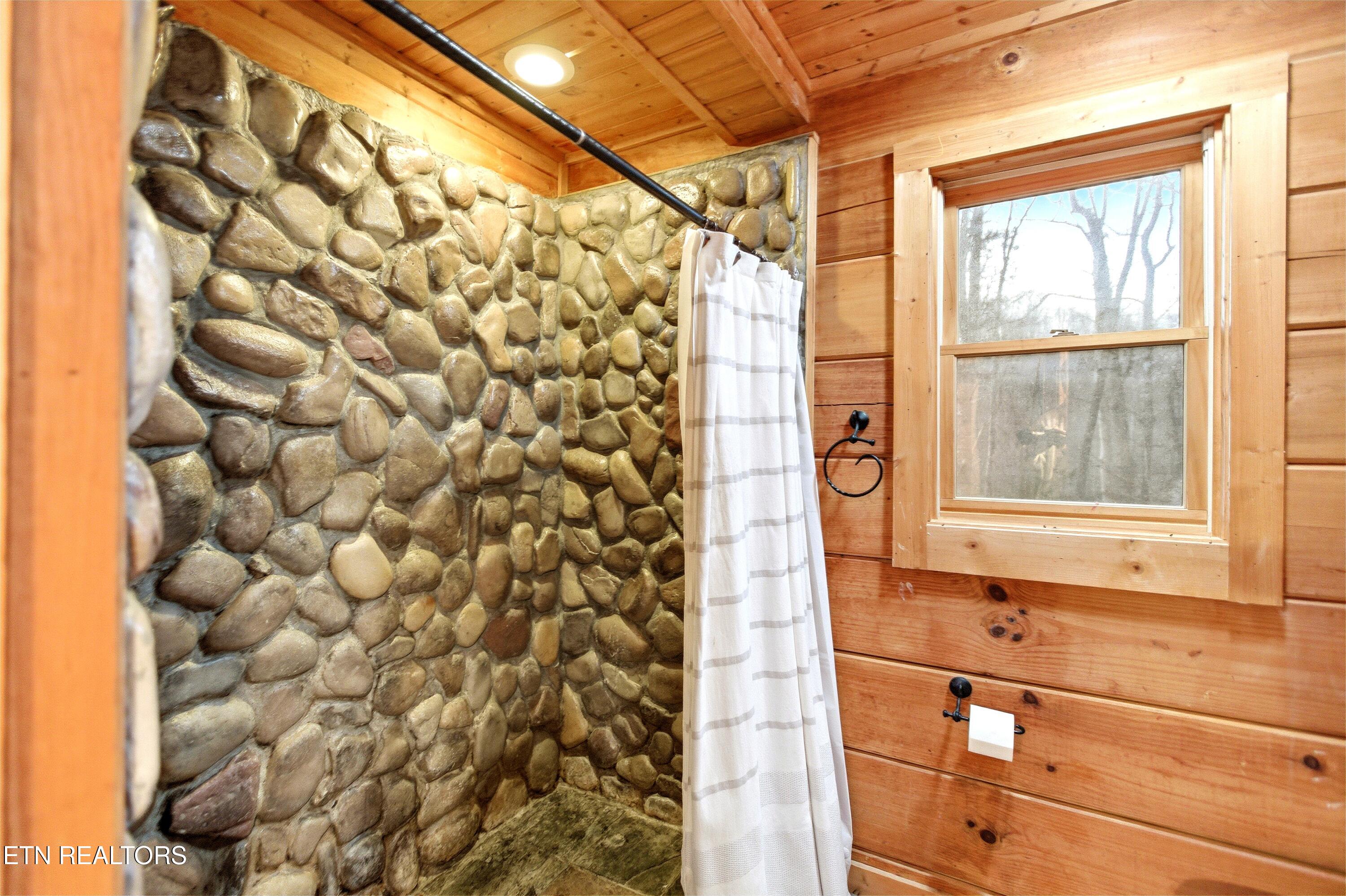 2401 Coning Road Maryville, TN 37803 - Photo 27 of 52 794d2450-c4ed-453d-9588-de5ac3427a02