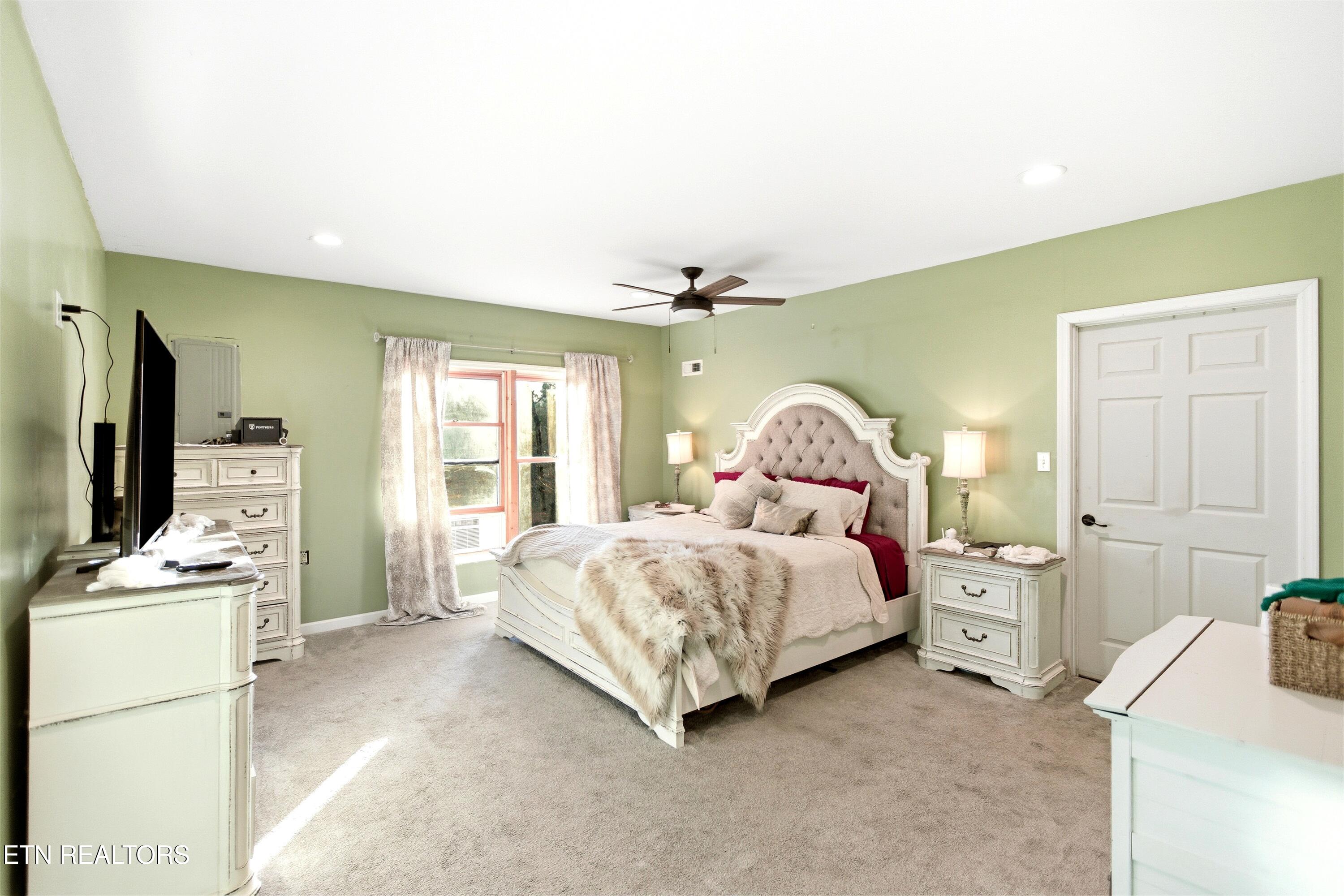 2401 Coning Road Maryville, TN 37803 - Photo 31 of 52 d84a6a63-d19d-4b44-8b6d-148a562e5805