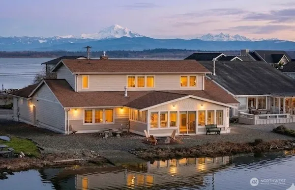 $999,000 | 4121 Saltspring Drive, Ferndale, WA 98248