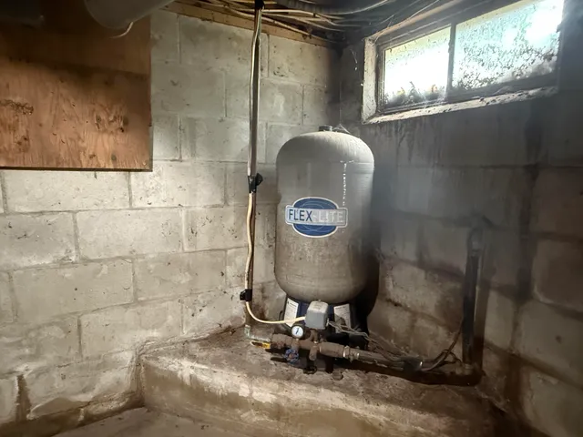 $499,000 | 50 Lewis Road, Kittery, ME 03904