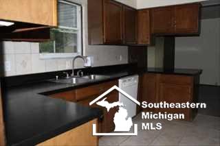 749 Cole Road Monroe, MI 48162 - Photo 4 of 13 21396709-3.JPG