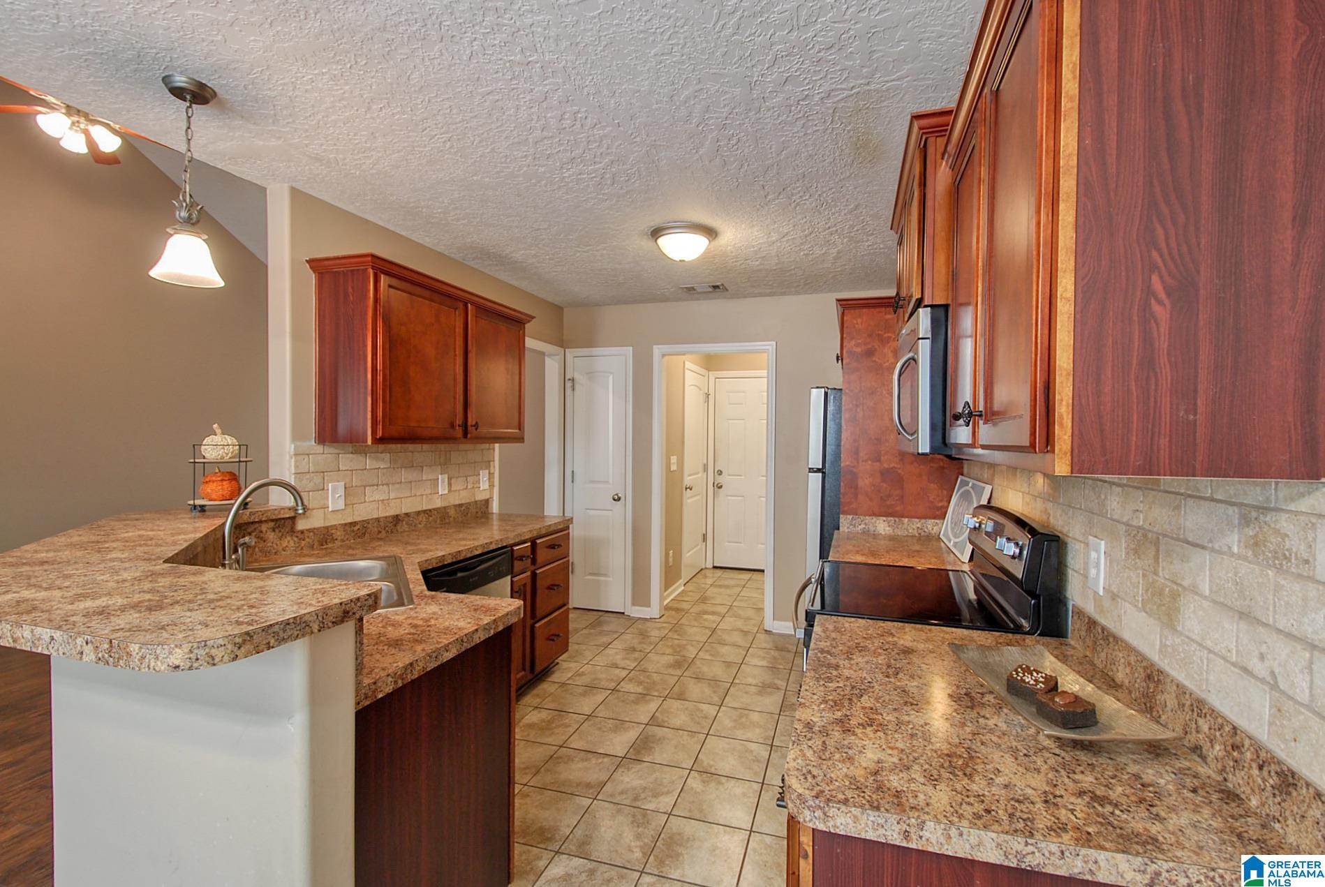 404 Bynum Cutoff Road Eastaboga, AL 36260 - Photo 7 of 20