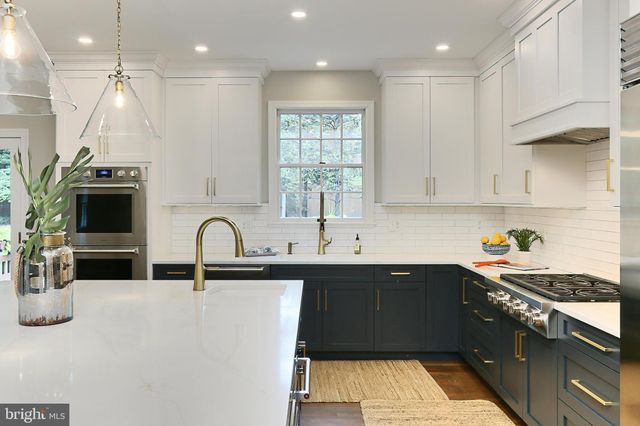 $2,250,000 | 1850 Valley Wood Road, McLean, VA 22101