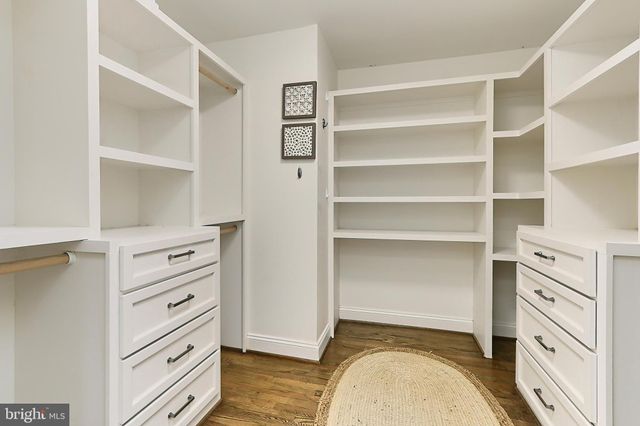 $2,250,000 | 1850 Valley Wood Road, McLean, VA 22101