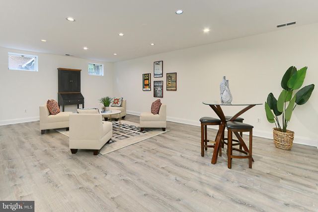 $2,250,000 | 1850 Valley Wood Road, McLean, VA 22101