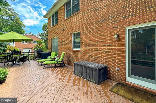 $2,250,000 | 1850 Valley Wood Road, McLean, VA 22101