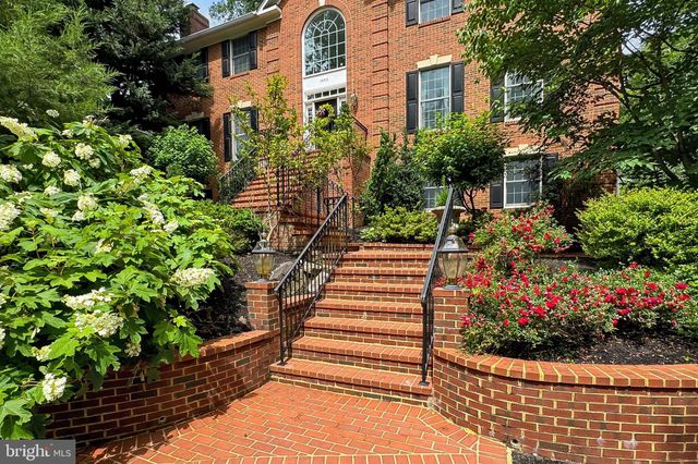 $2,250,000 | 1850 Valley Wood Road, McLean, VA 22101