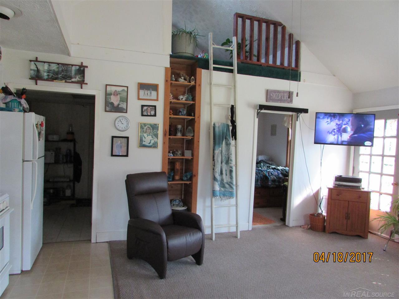 3318 Lakeshore Road Lexington, MI 48450 - Photo 2 of 21 31317459-1.JPG