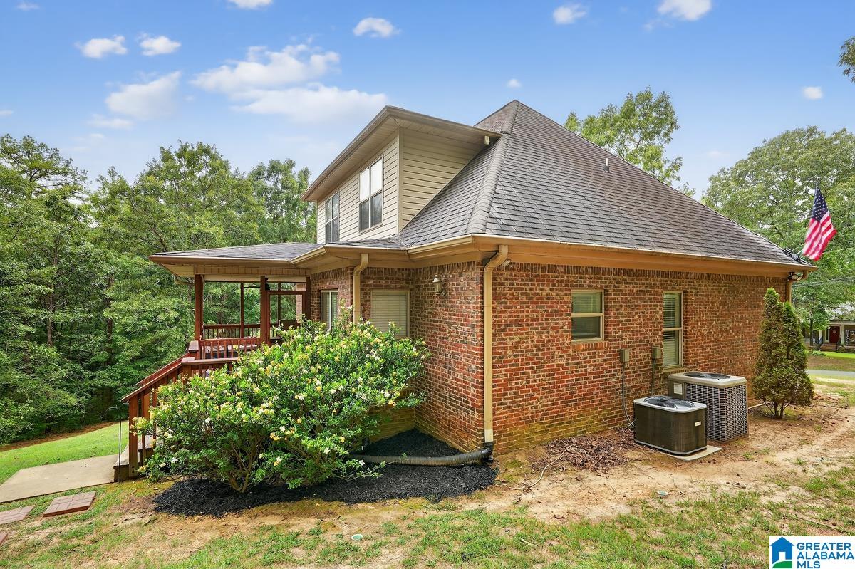 731 Hayfield Loop Dora, AL 35062 - Photo 3 of 34
