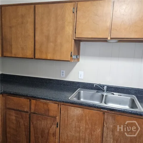 $1,300 | 4407 Caroline Drive, Unit C, Savannah, GA 31404