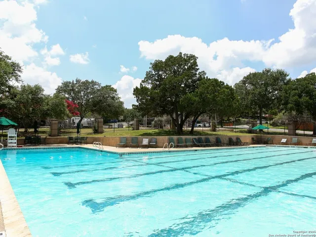 $2,795 | 18118 Summer Knoll, San Antonio, TX 78258