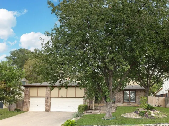 $2,795 | 18118 Summer Knoll, San Antonio, TX 78258