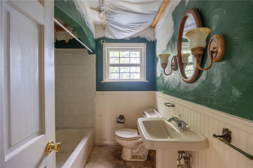 343 Jefferson Road Pittsburgh, PA 15235 - Photo 14 of 35 Gallery Image 14